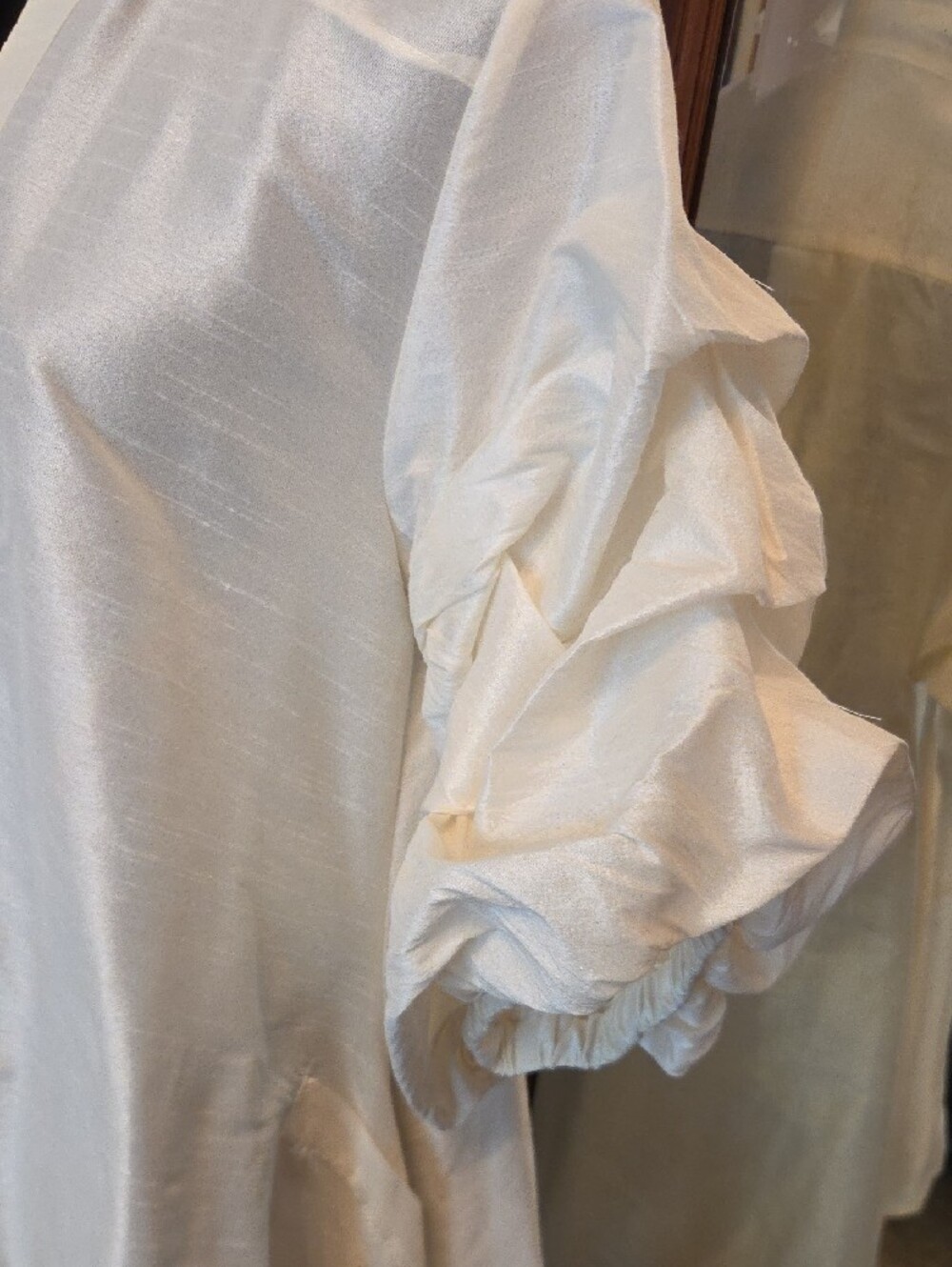 Women's High-Low Button-Front Dress in Cream - Picture 4 of 8